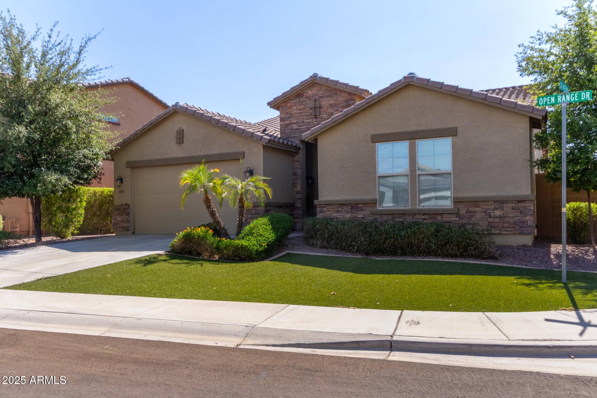 San Tan Valley, AZ 85144,35020 N OPEN RANGE Drive