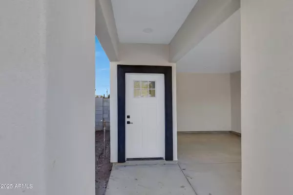 Phoenix, AZ 85007,1523 W HADLEY Street