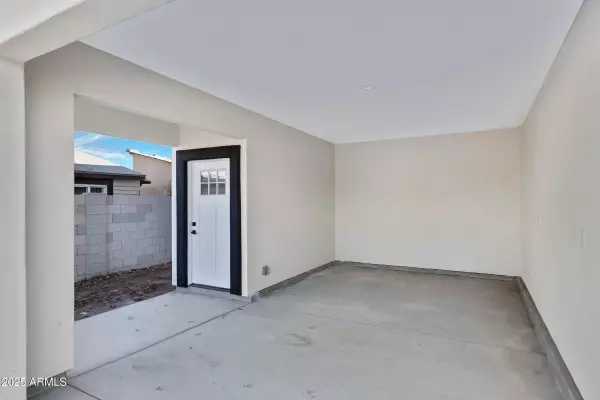 Phoenix, AZ 85007,1523 W HADLEY Street