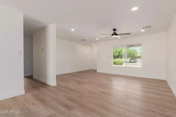 Scottsdale, AZ 85251,3520 N 85TH Street