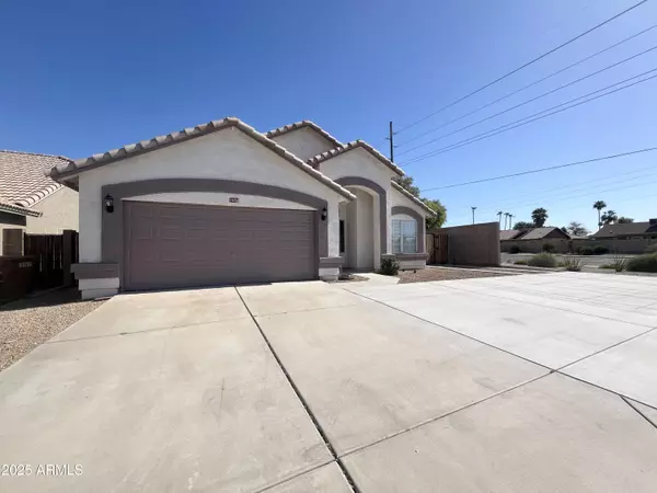7504 W JENAN Drive, Peoria, AZ 85345