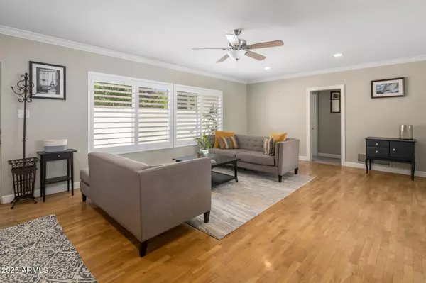 Phoenix, AZ 85012,6319 N CENTRAL Avenue