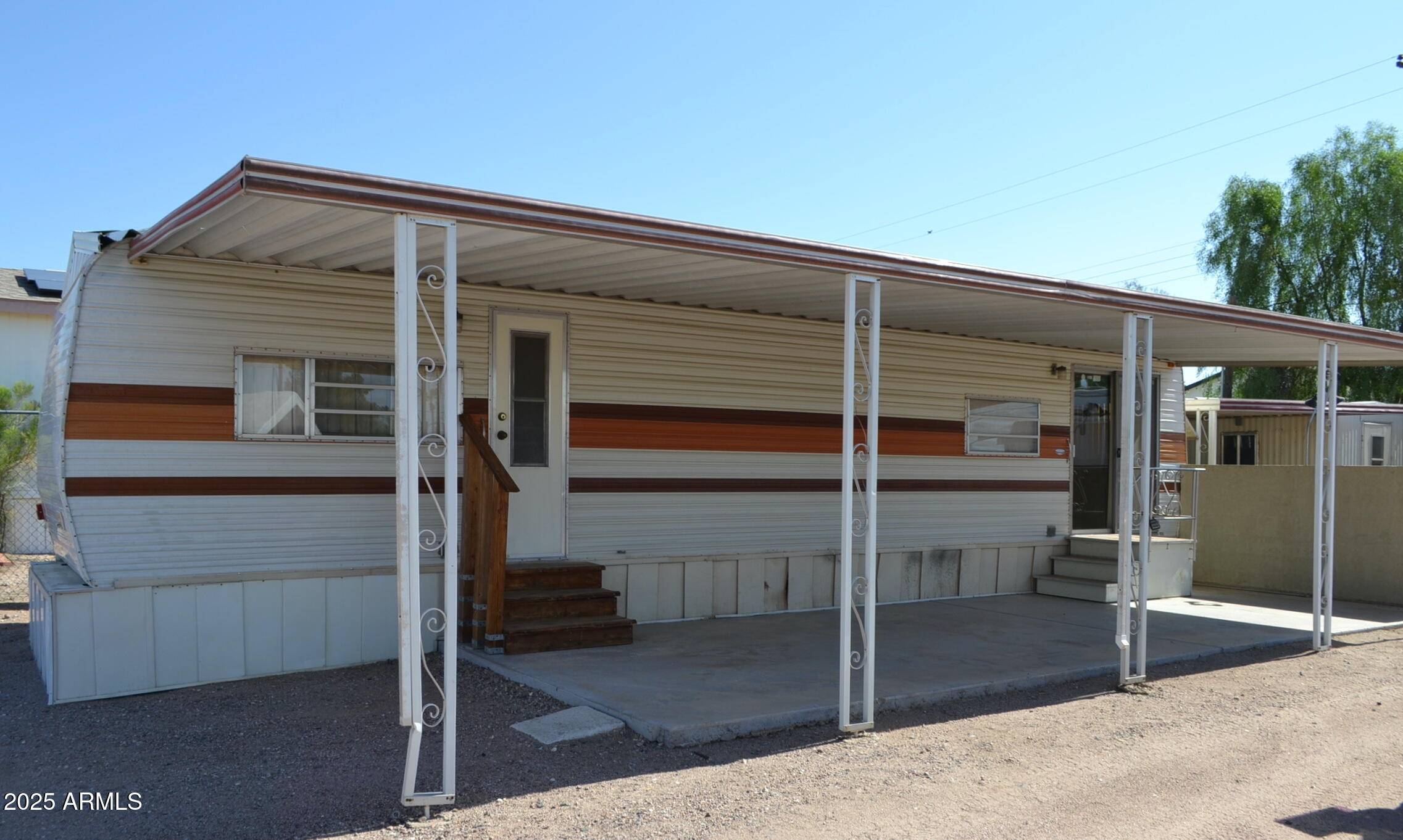 677 S WARNER Drive #1, Apache Junction, AZ 85120