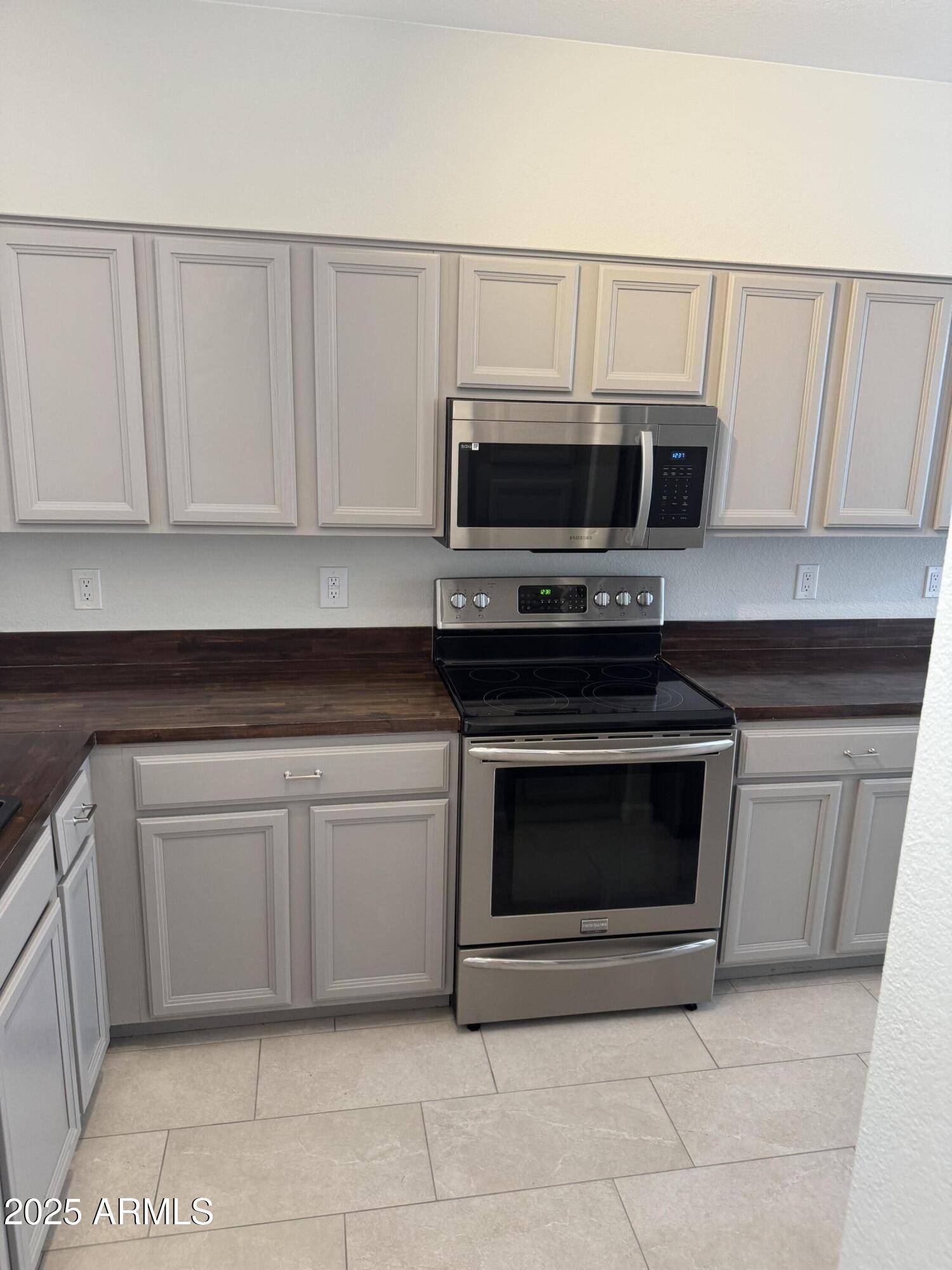 Chandler, AZ 85248,2460 W HEMLOCK Way