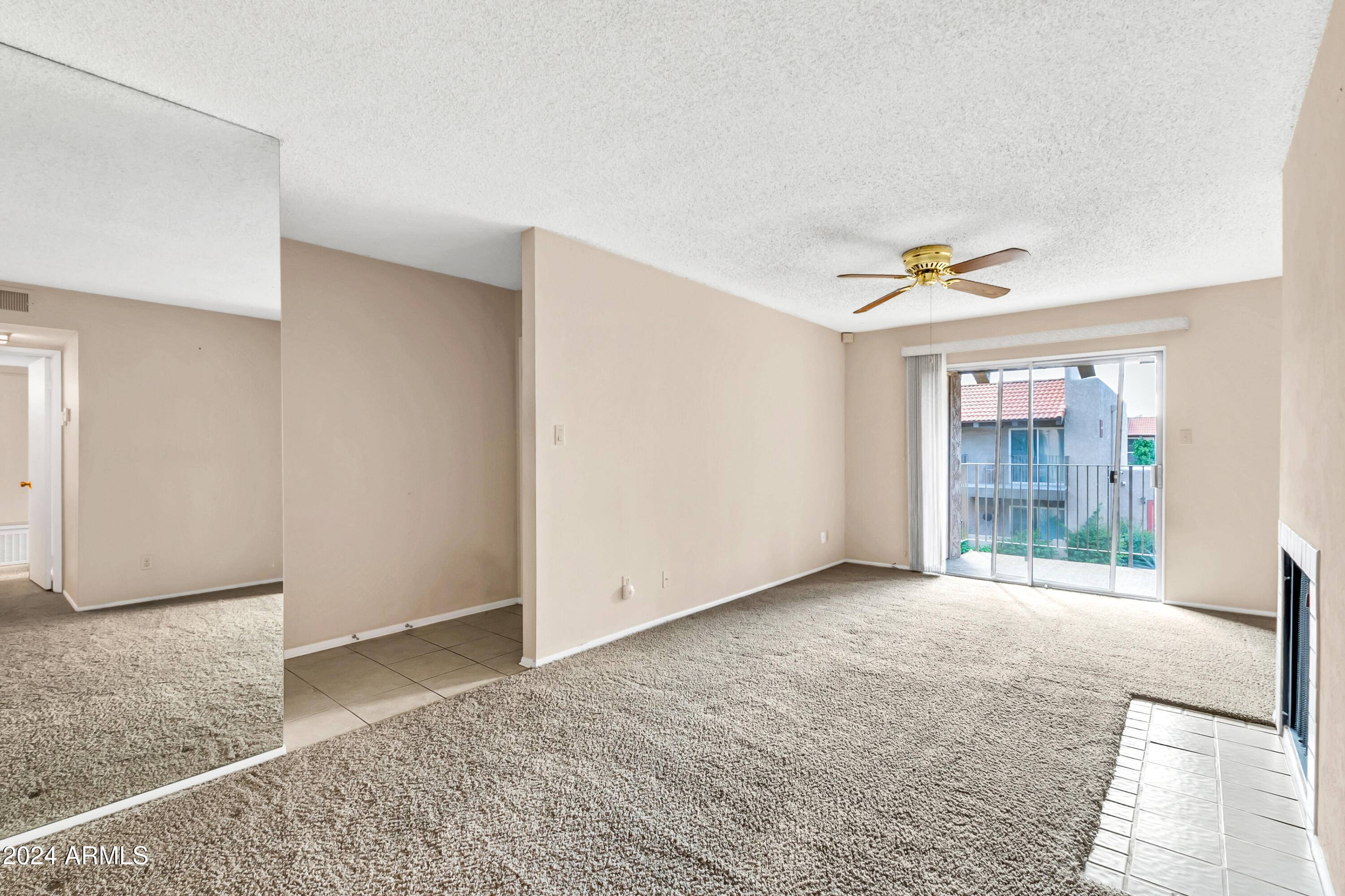 Phoenix, AZ 85018,5525 E THOMAS Road #F9