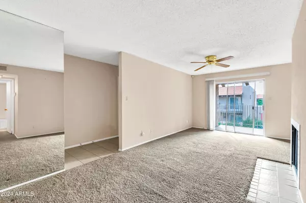 Phoenix, AZ 85018,5525 E THOMAS Road #F9