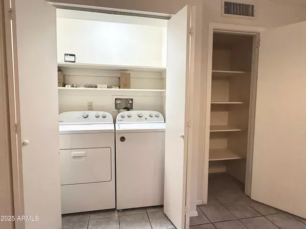 Phoenix, AZ 85008,2206 N 25TH Street