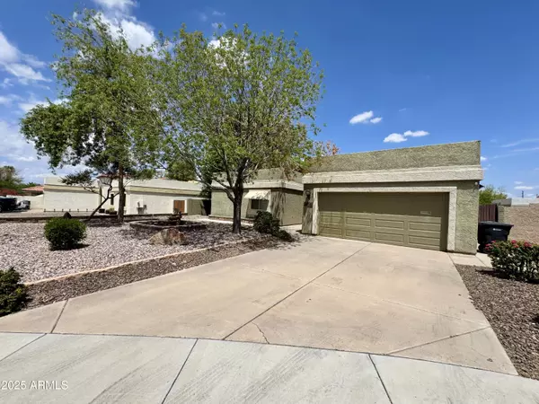 1750 E CAMINO Court, Chandler, AZ 85225