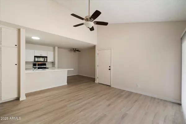 Scottsdale, AZ 85251,8055 E THOMAS Road #A202