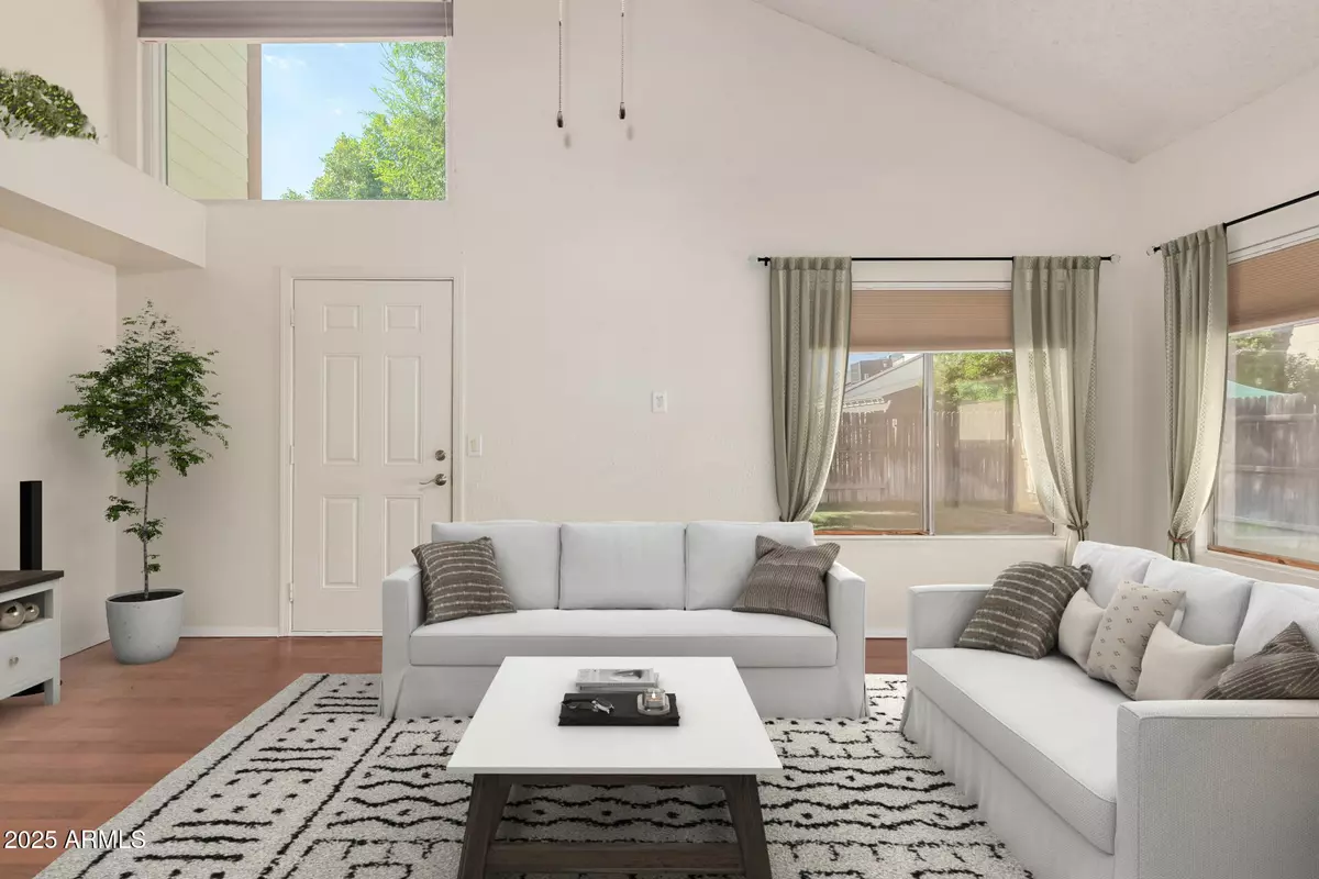Chandler, AZ 85225,812 E CALLE DEL NORTE --