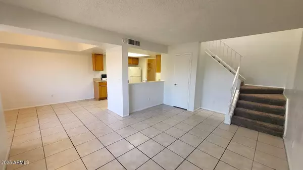 Phoenix, AZ 85040,4023 S 44TH Street