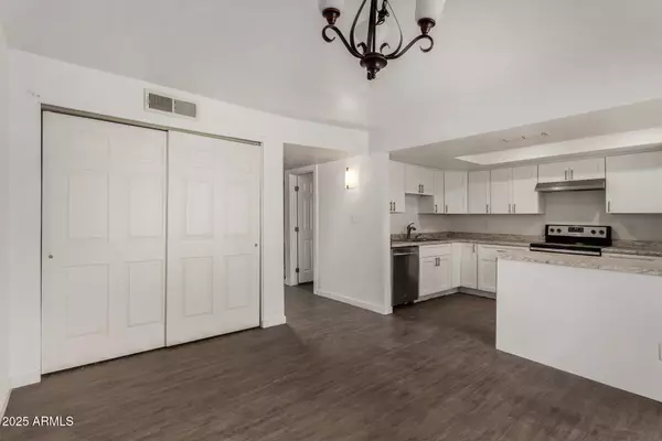 Glendale, AZ 85301,4734 W ROSE Lane