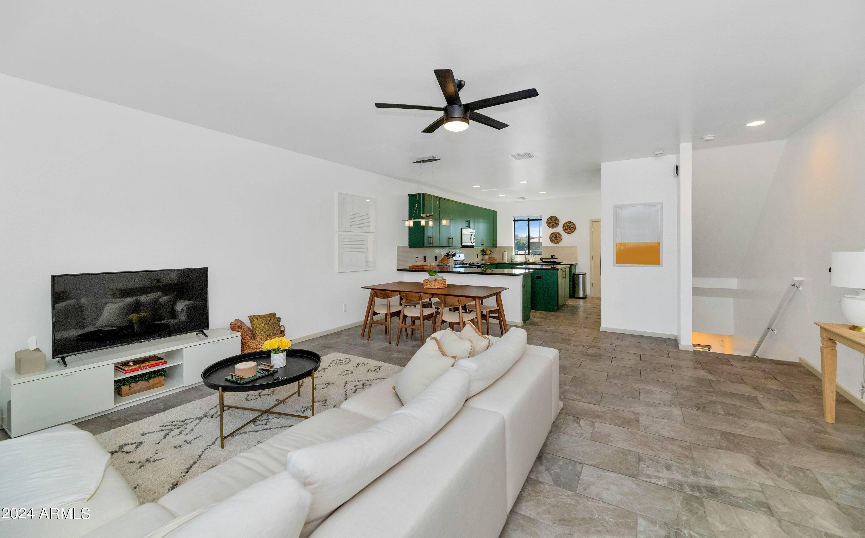 Phoenix, AZ 85021,7855 N 20TH Glen
