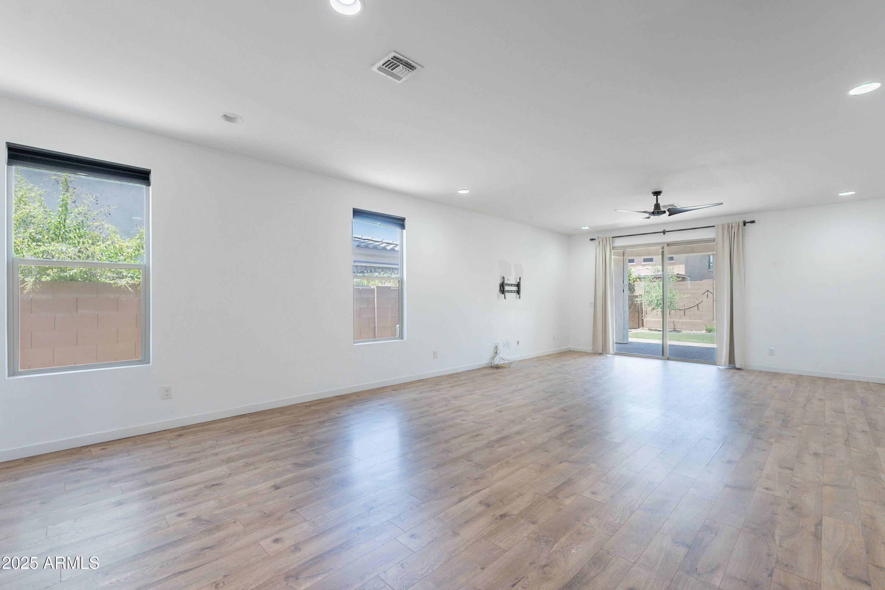 Peoria, AZ 85383,9570 W Whispering Wind Drive