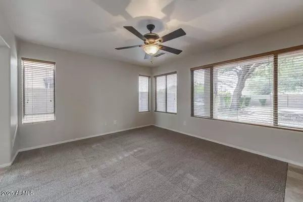 Cave Creek, AZ 85331,28416 N 50TH Way