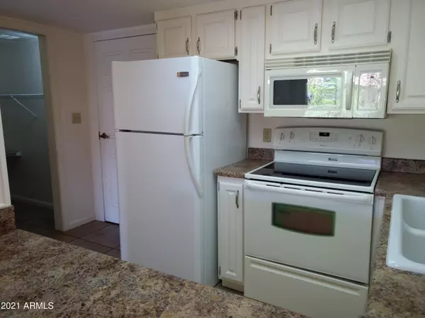 Sun City, AZ 85351,10330 W THUNDERBIRD Boulevard #A333