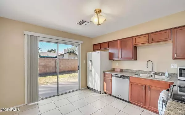 Tempe, AZ 85282,1401 E EL PARQUE Drive