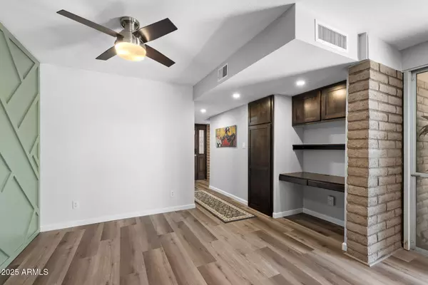 Scottsdale, AZ 85266,27250 N 64TH Street #8