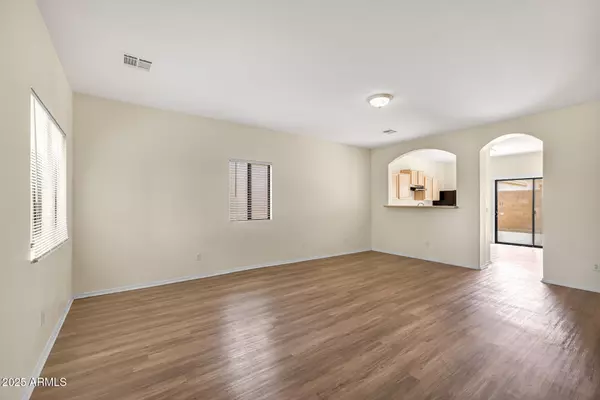 Phoenix, AZ 85041,713 W SAINT CHARLES Avenue