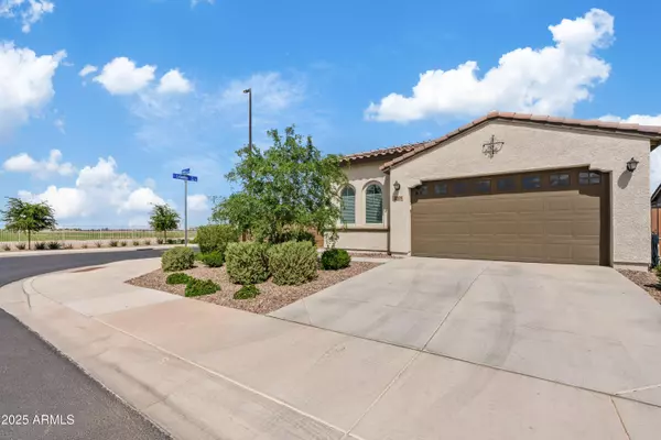 2204 E KELLY Drive, Gilbert, AZ 85298