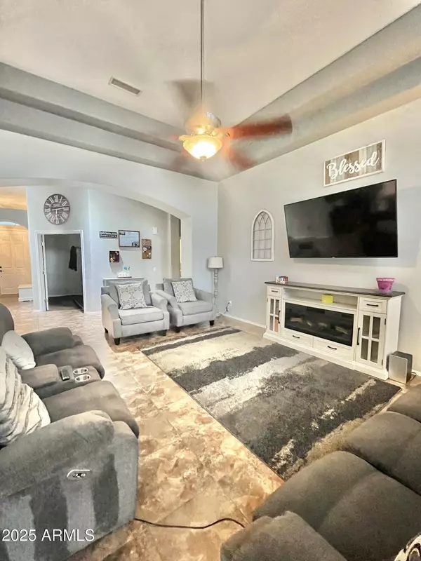Apache Junction, AZ 85120,867 S Del Rio Court