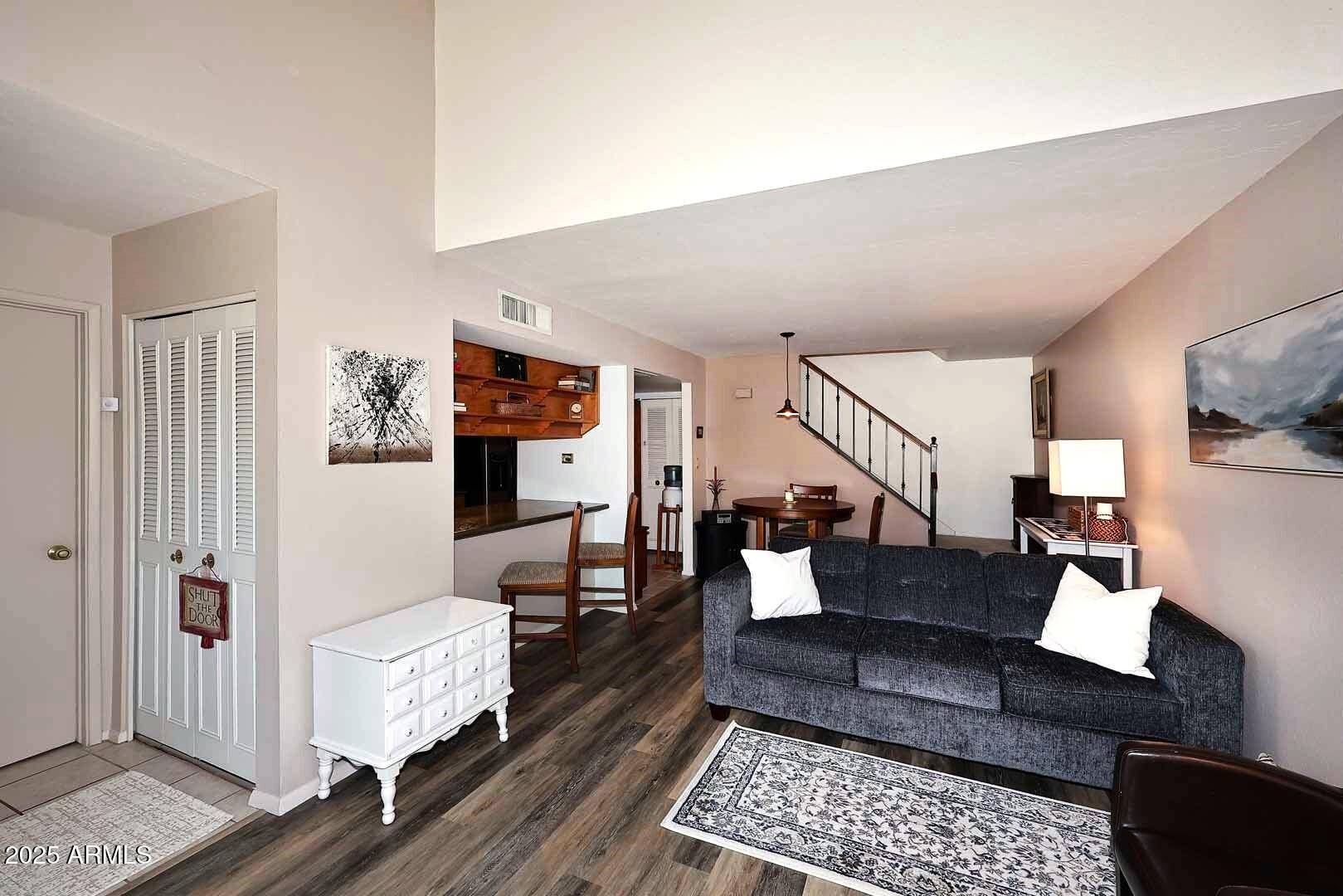 Tempe, AZ 85283,6810 S SNYDER Lane
