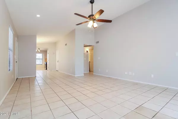 Glendale, AZ 85308,19814 N 46TH Drive