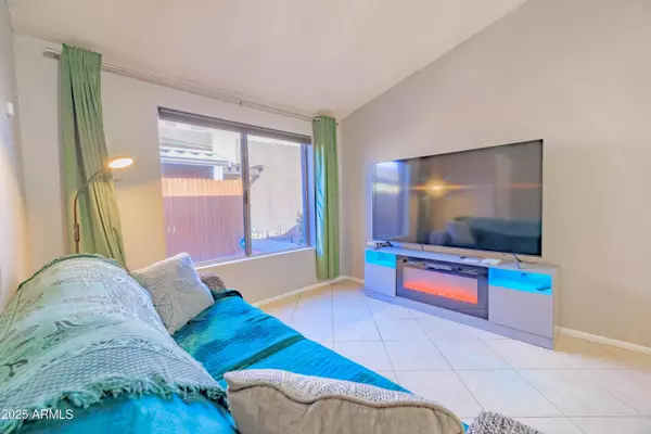 Mesa, AZ 85201,629 N MESA Drive #7