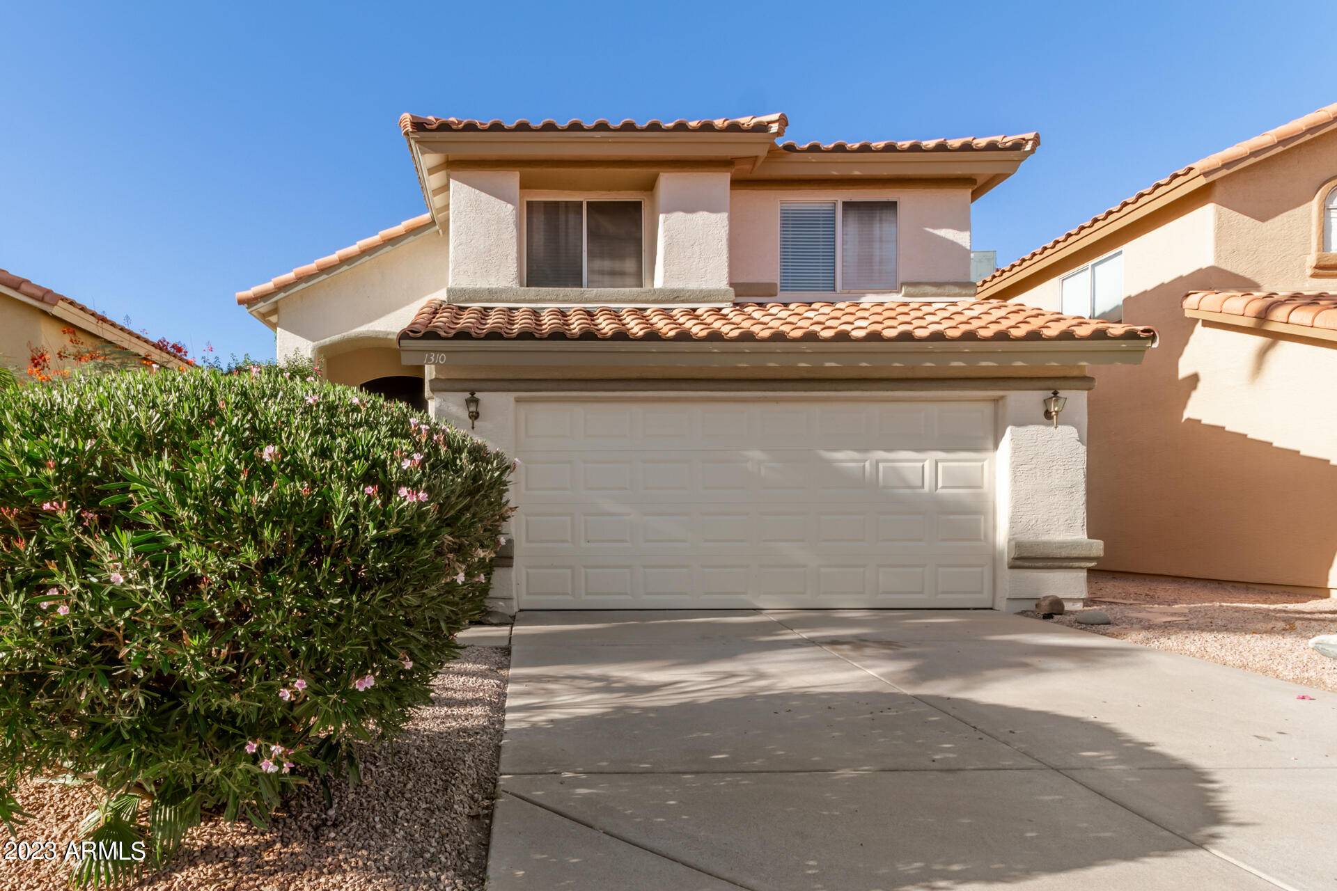 1310 E ANGELA Drive, Phoenix, AZ 85022