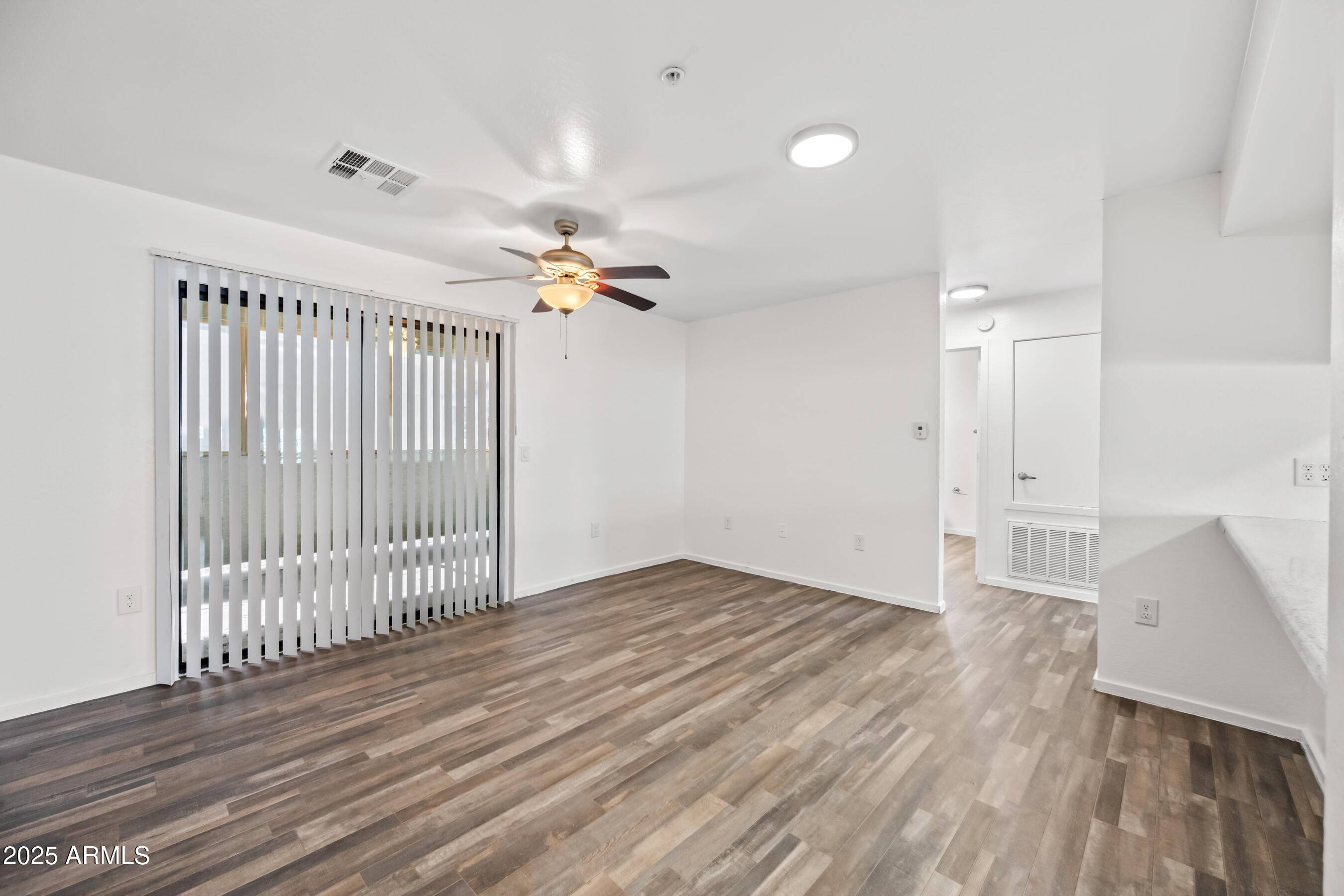 Phoenix, AZ 85033,3065 N 67TH Avenue #147