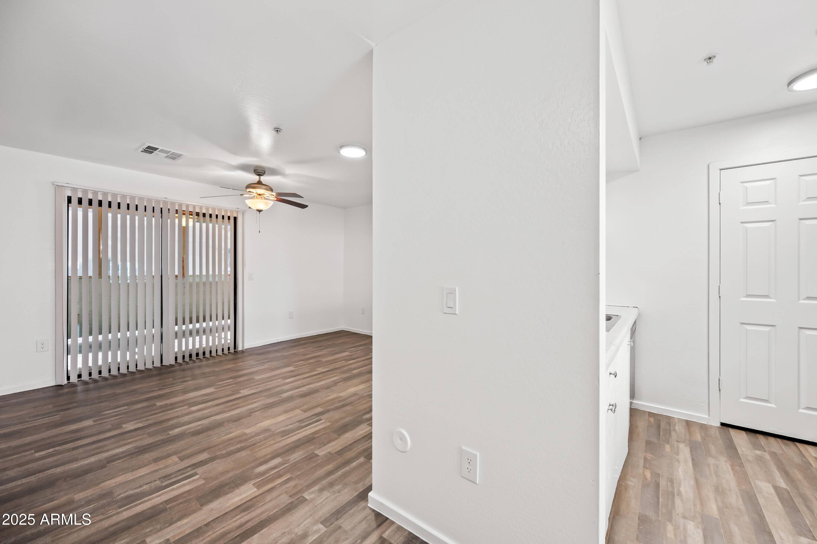 Phoenix, AZ 85033,3065 N 67TH Avenue #147