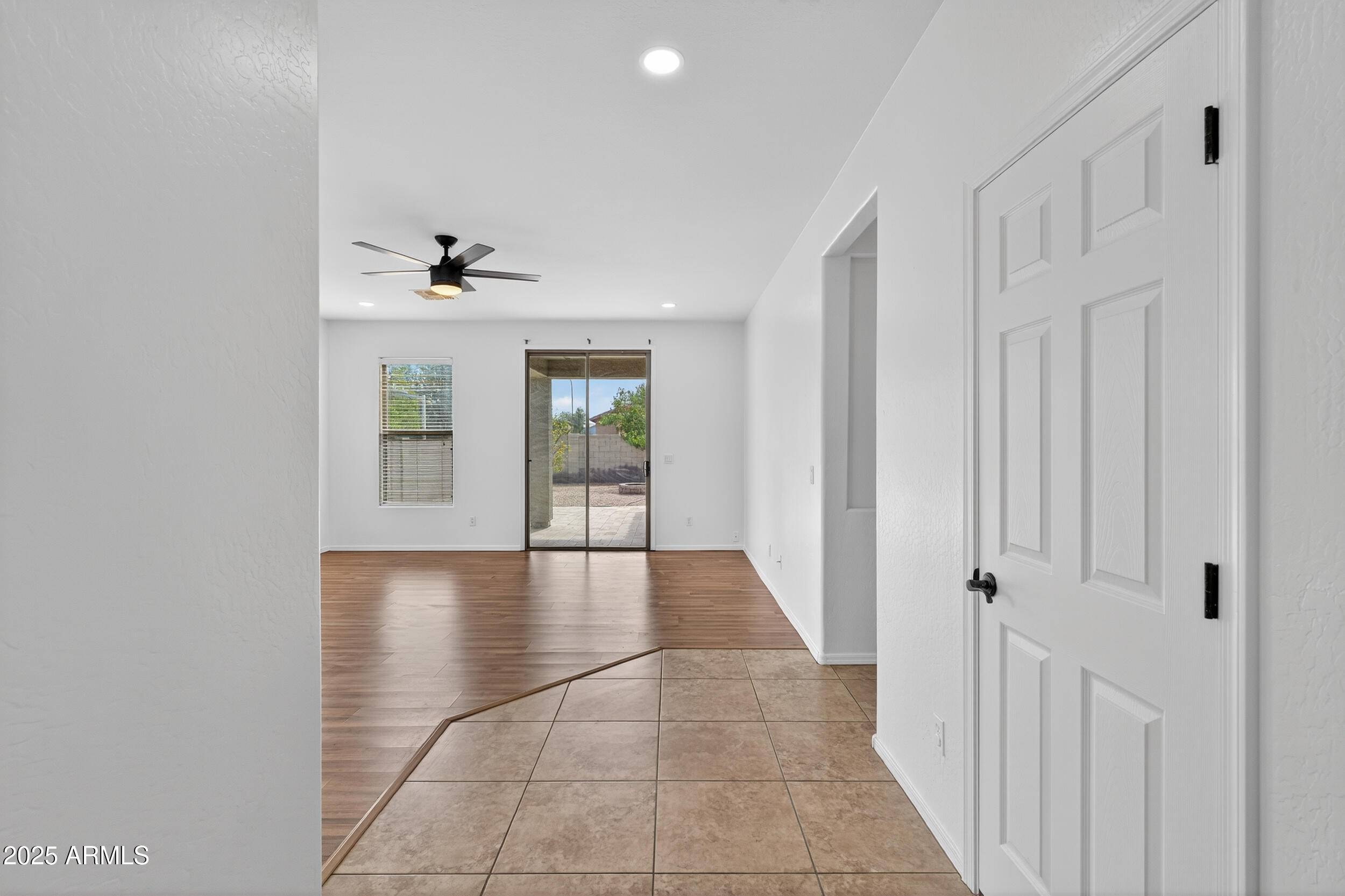 Tolleson, AZ 85353,3821 S 100TH Glen