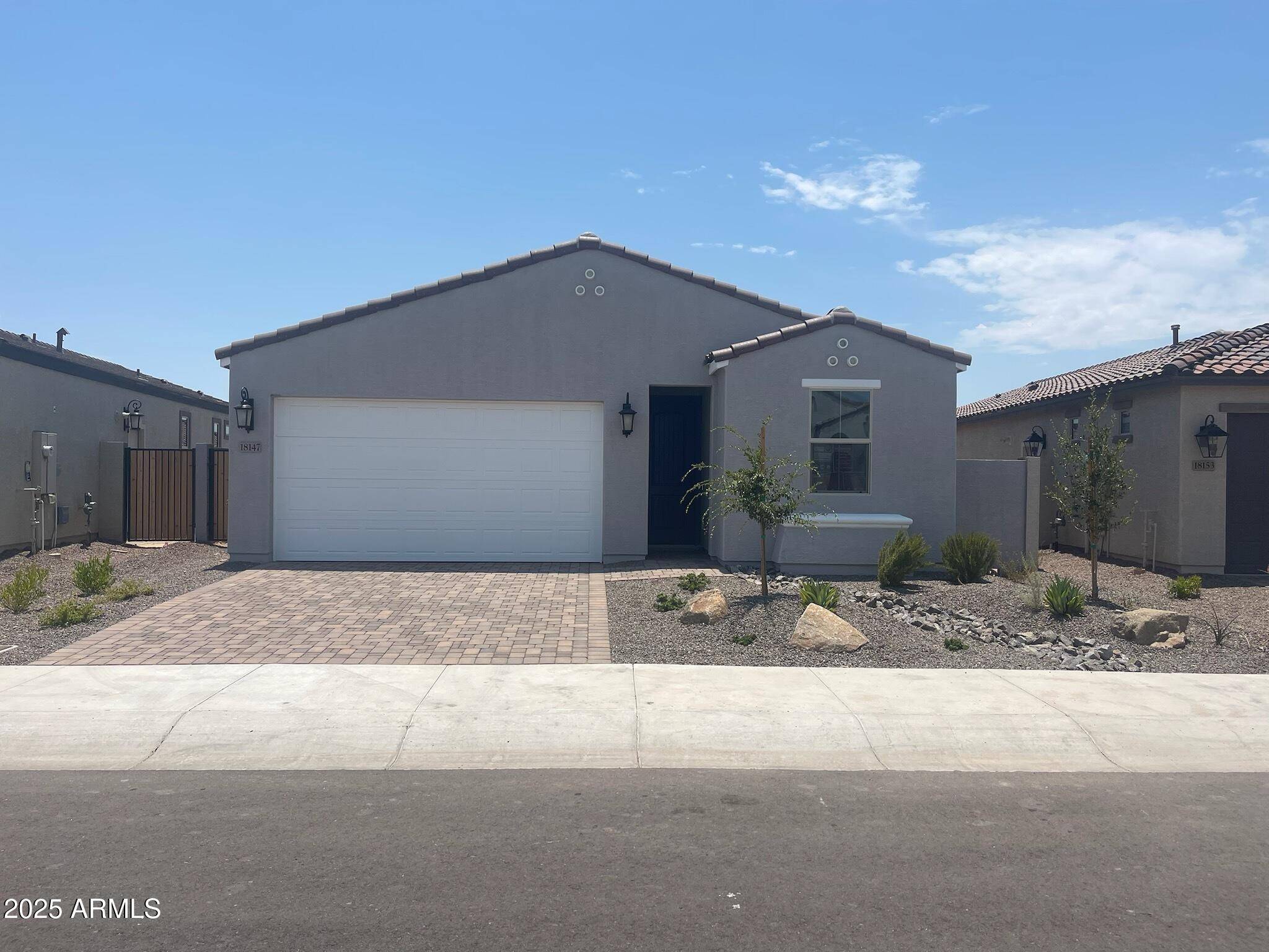 18147 W HIDDENVIEW Drive, Goodyear, AZ 85338