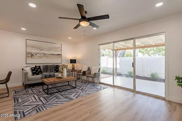 Phoenix, AZ 85029,13619 N 24TH Lane
