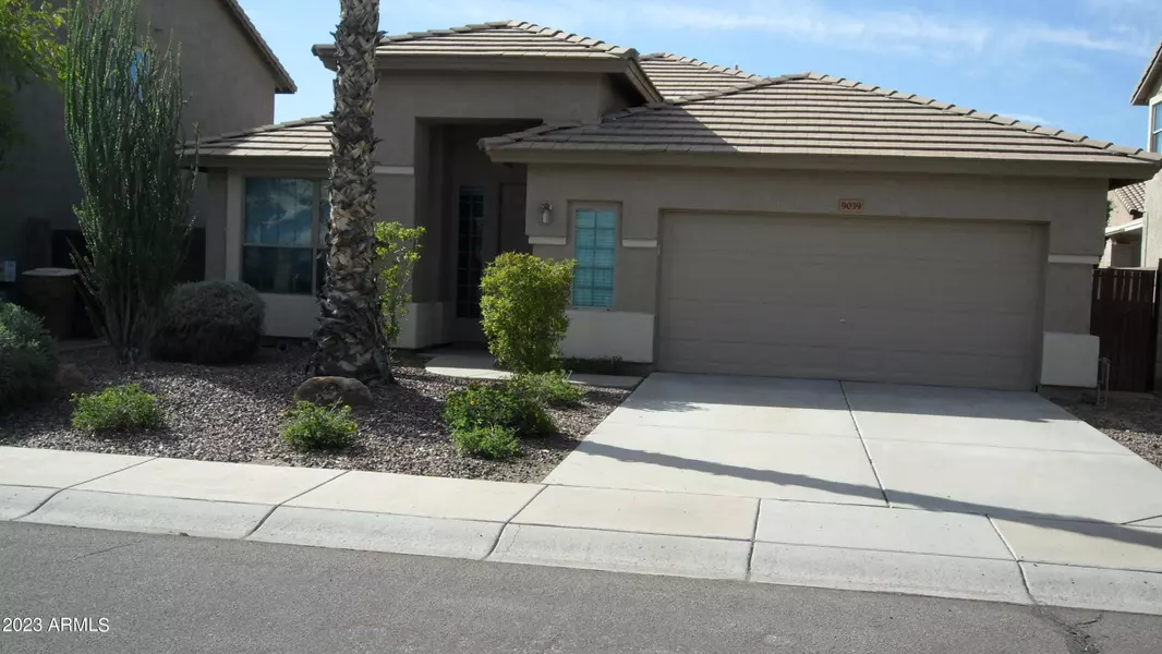 9039 W CLARA Lane, Peoria, AZ 85382