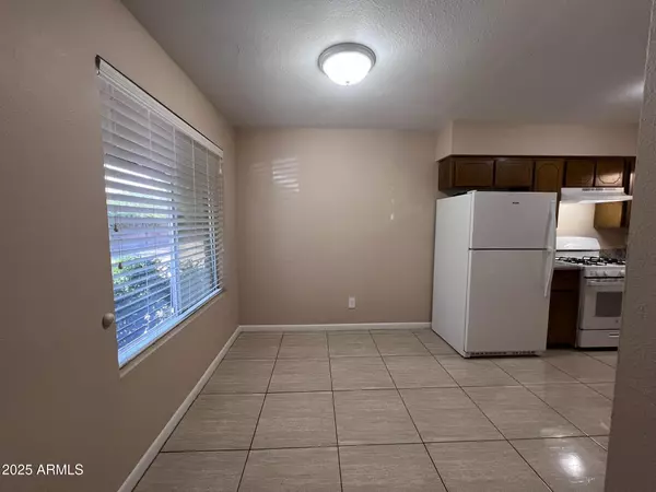Phoenix, AZ 85021,2320 W Augusta Avenue #A