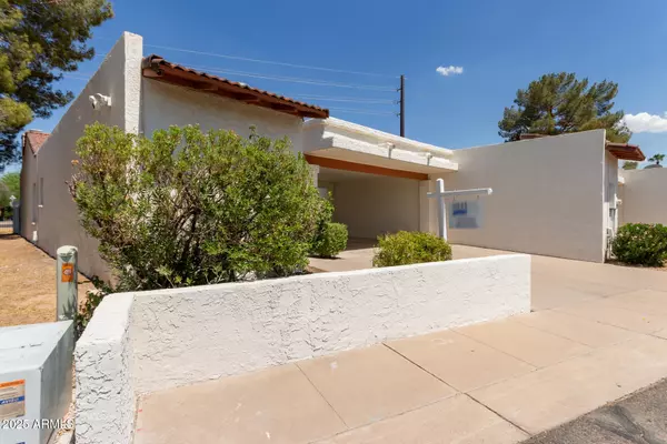 Phoenix, AZ 85016,3623 N 27TH Way