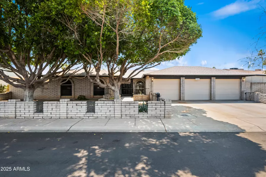 7509 N 46TH Drive, Glendale, AZ 85301