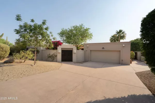 8401 E VISTA DEL LAGO --, Scottsdale, AZ 85255