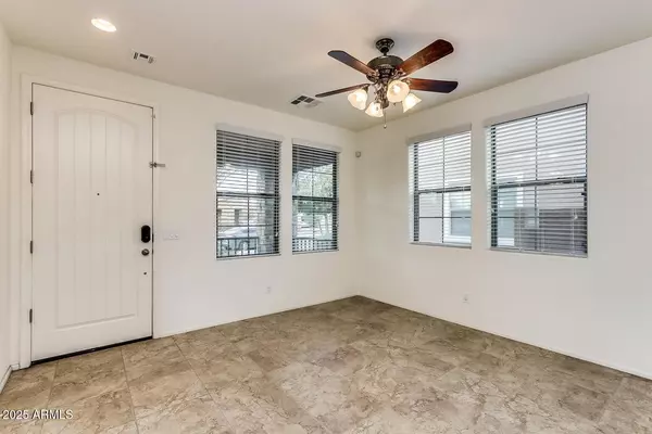 Gilbert, AZ 85297,869 E DORAL Court