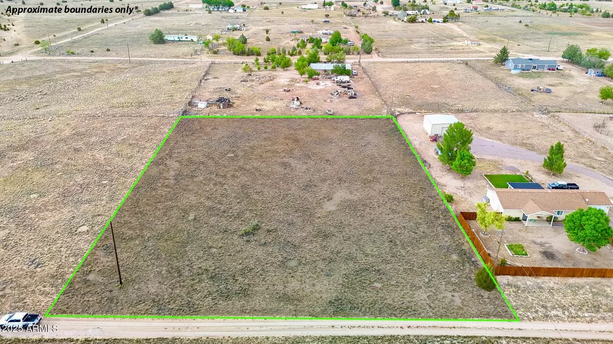 Paulden, AZ 86334,870 W IRIS Road #6