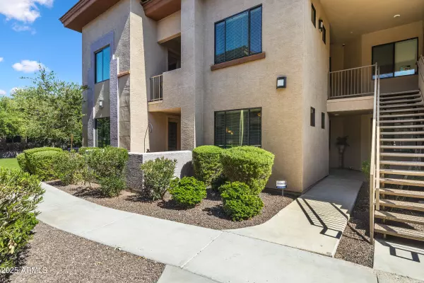 Chandler, AZ 85286,3330 S GILBERT Road #1013