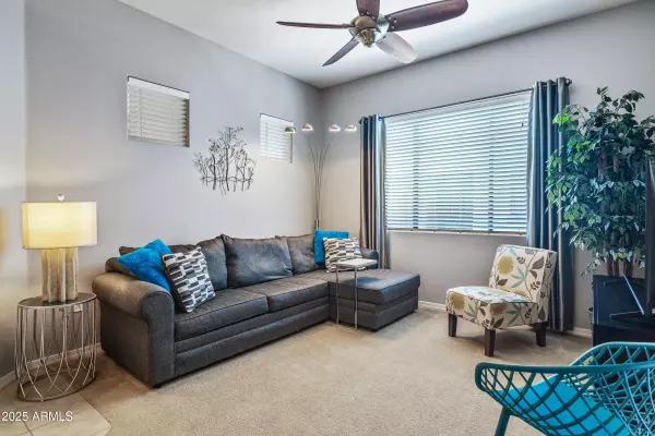 Chandler, AZ 85286,3330 S GILBERT Road #2013