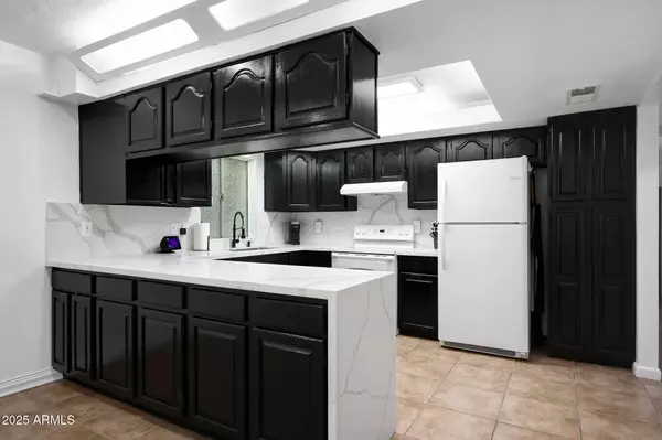 Phoenix, AZ 85033,8202 W Turney Avenue