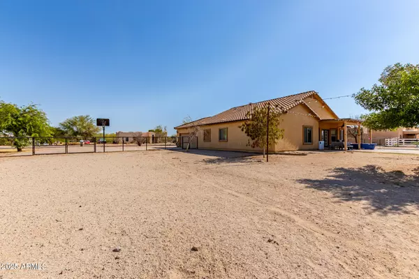 San Tan Valley, AZ 85144,2512 W SKYLINE Lane