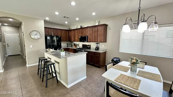 San Tan Valley, AZ 85140,953 W WITT Avenue