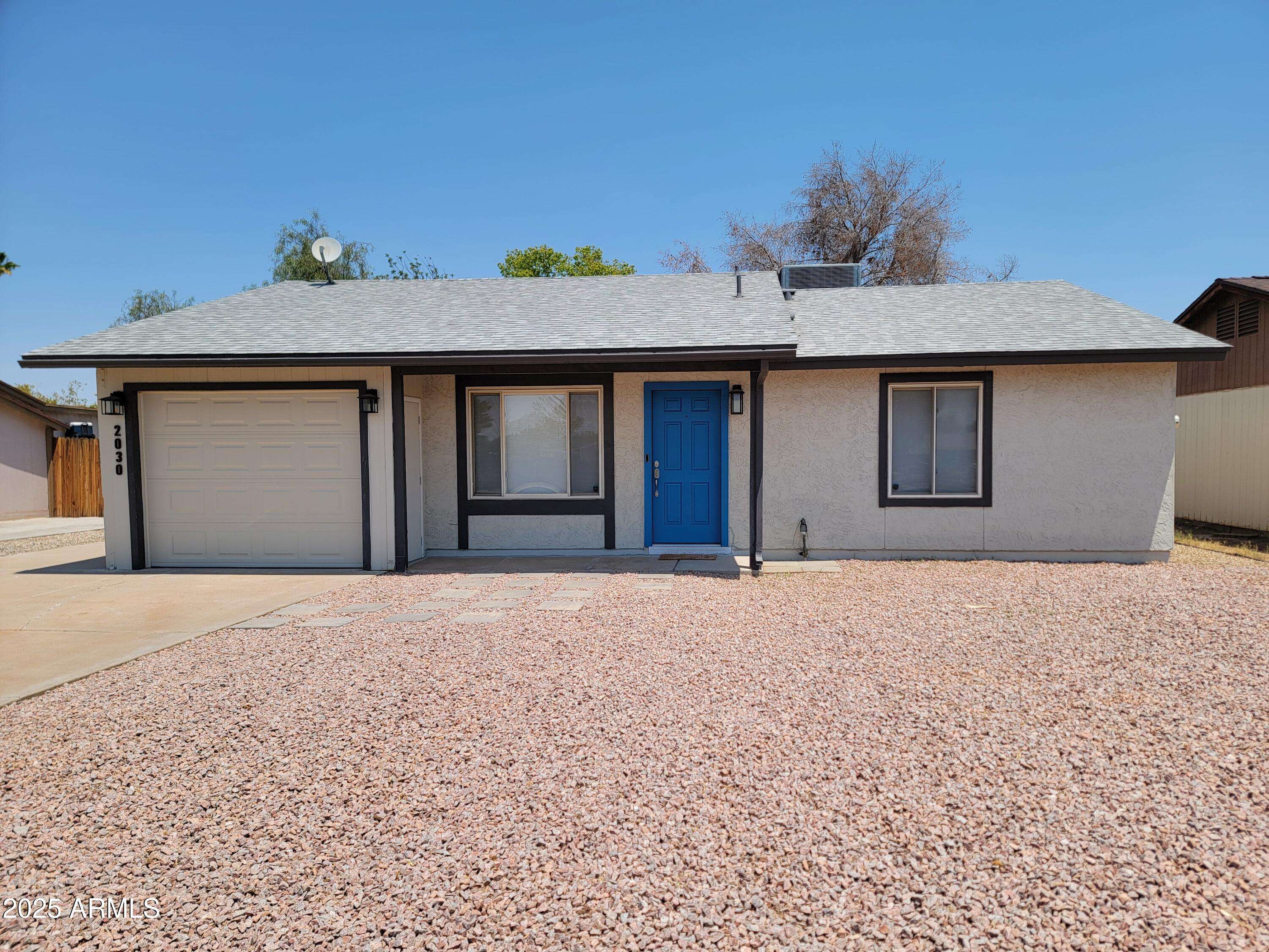 2030 W PORTOBELLO Avenue, Mesa, AZ 85202