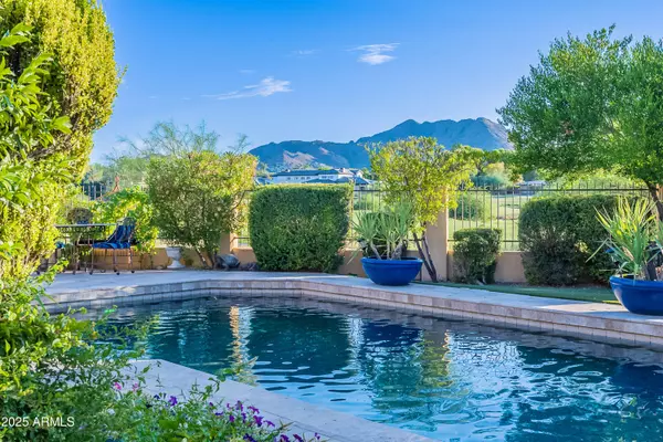 5532 E TURQUOISE Avenue, Paradise Valley, AZ 85253