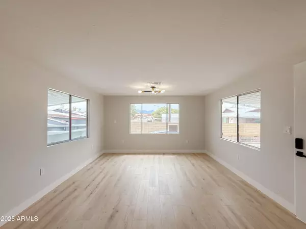 Mesa, AZ 85208,8600 E Broadway Road #151