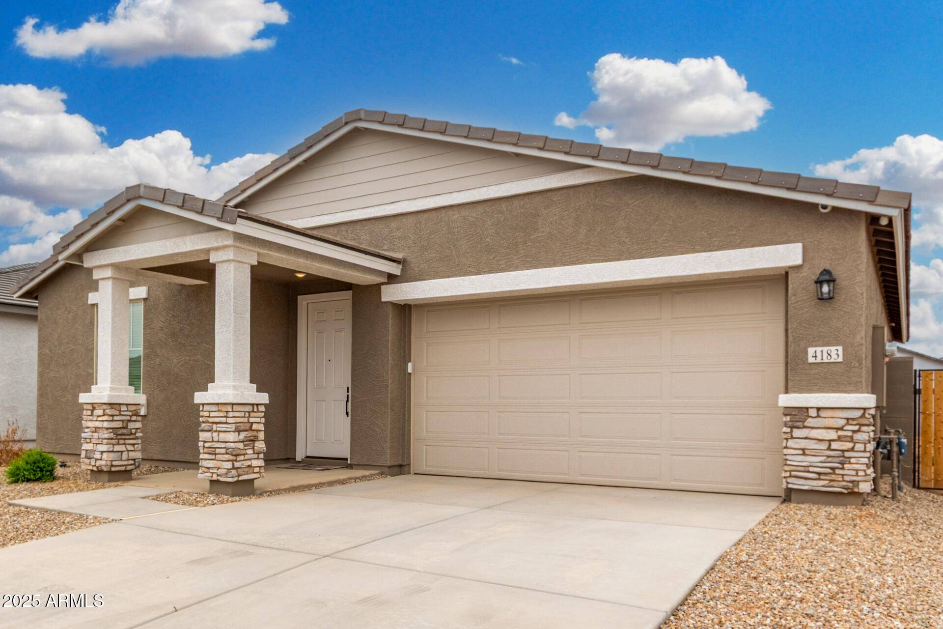 San Tan Valley, AZ 85143,4183 E BROOK LYNN Place